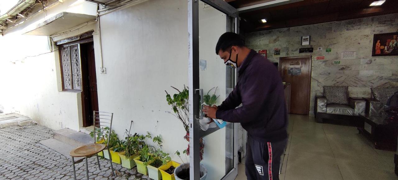 Shingar Hotel Mussoorie Mallroad Exterior foto